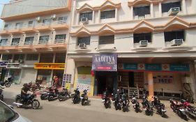 Hotel Aaditya Palace